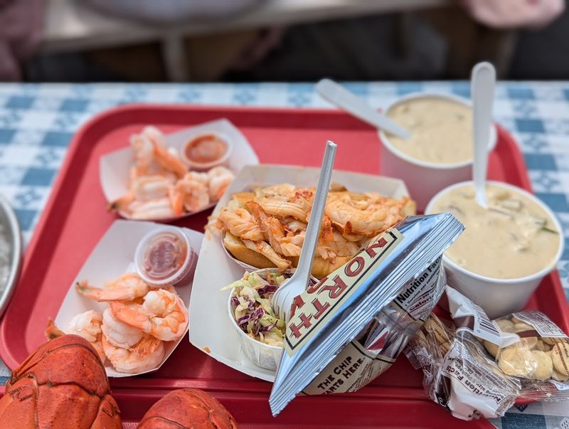 The Menu Is Refreshingly Simple