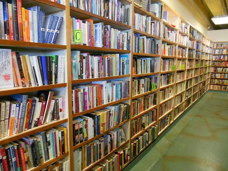The Beloved Independent Bookstore In New Mexico That Book Lovers Keep Coming Back To Again And Again - Decor Hint Gift Buying Made Genuinely Easy