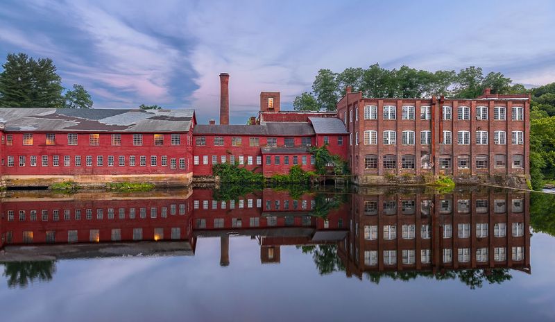 A Charming Village Along The Farmington River
