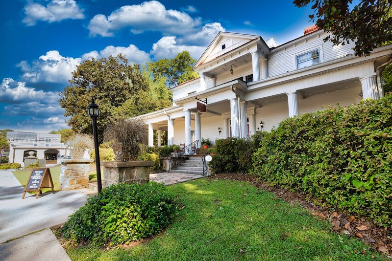 Southern Charm Meets Walkable Streets