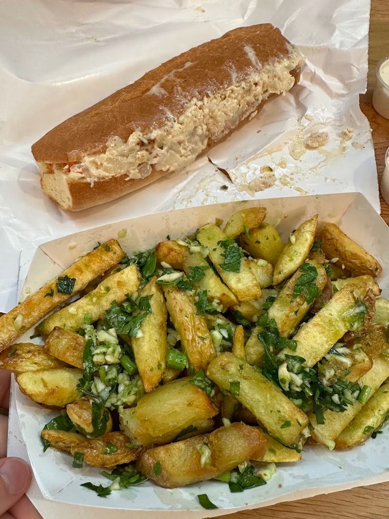 A Lunch Institution That Keeps Earning Its Reputation Daily