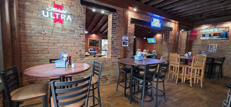 The Atmosphere That Keeps Regulars Returning