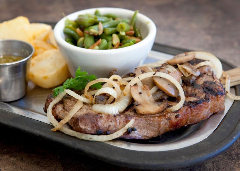 10 Minnesota Small-Town Restaurants Where The Food Is Worth The Drive - Decor Hint Turner Hall