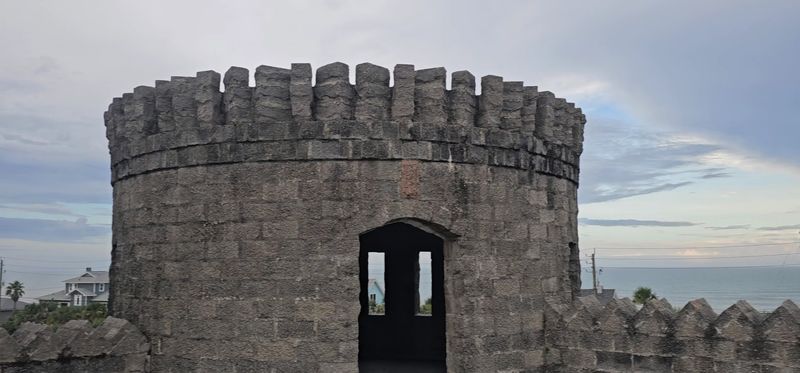 This Remarkable Irish Castle Is One Of Florida's Most Unexpected Attractions - Decor Hint The Rooftop Views That Reward The Climb