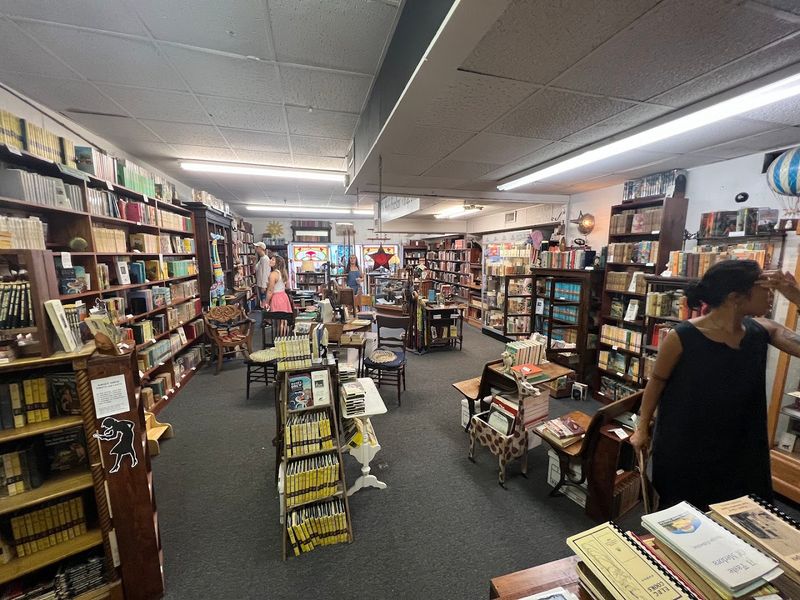 Books On Bay