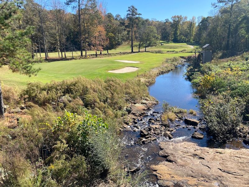 This Underrated State Park In Georgia Is So Little Known That Even Locals Don't Know It Exists - Decor Hint An 18-Hole Golf Course Surrounded By Forest