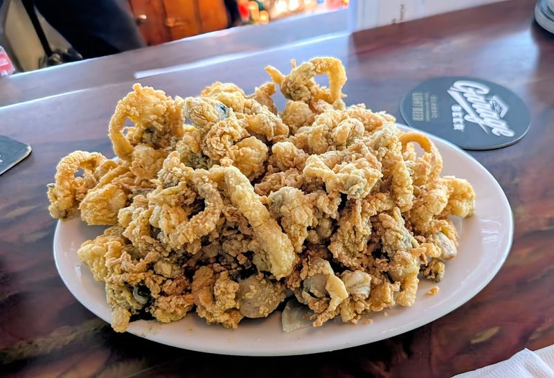 The Fried Clam Platter That Defies All Logic