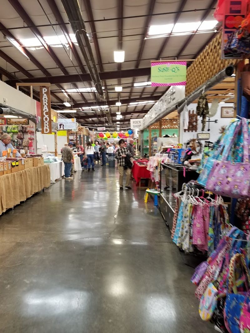 Free Admission Means Zero Pressure Shopping