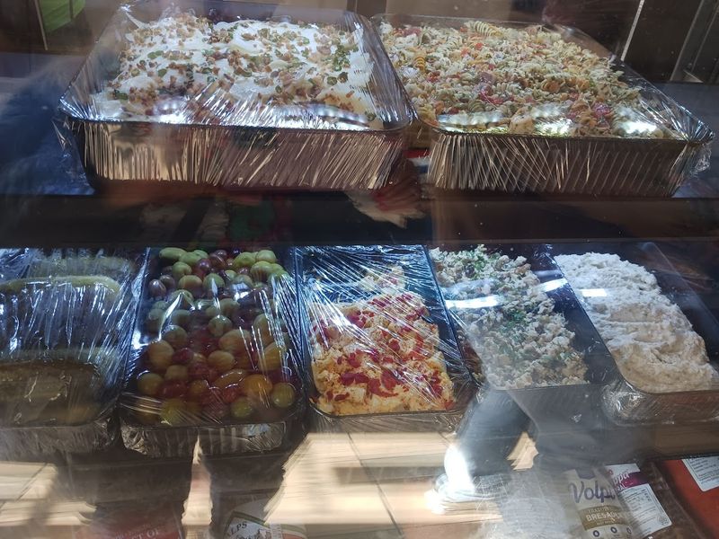 Catering Services That Handle Events Up To 150 Guests