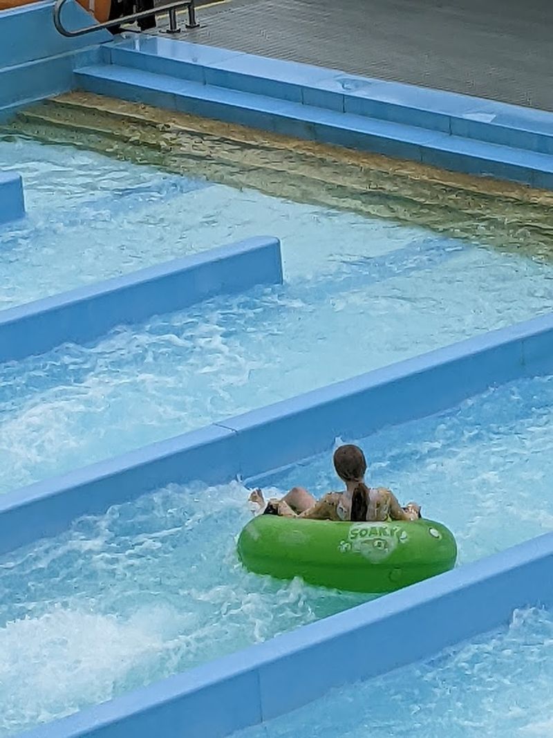 This Huge Tennessee Waterpark Is A Summer Dream Come True - Decor Hint Lazy River Living At Its Finest