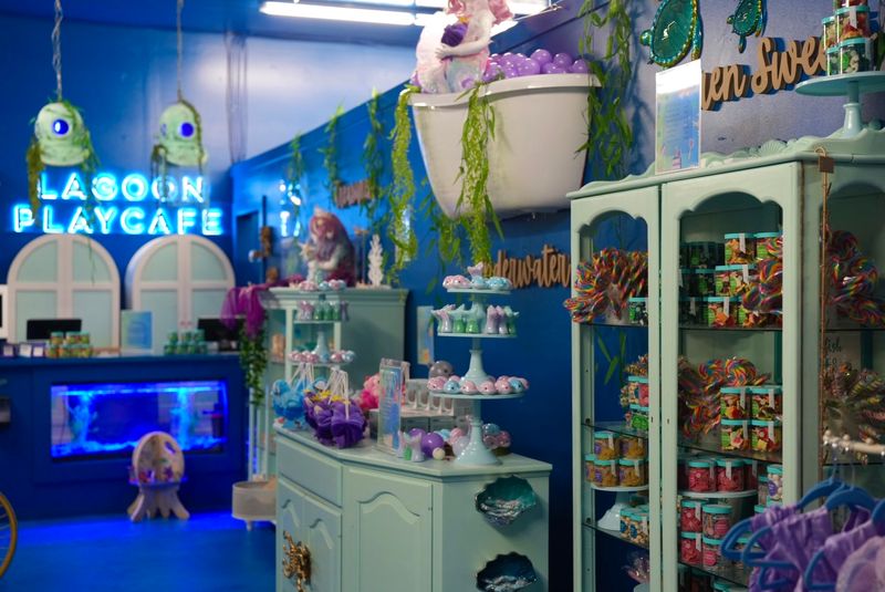 Lagoon Playcafe, Springfield