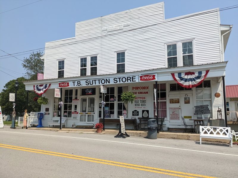 These 11 Peaceful Tennessee Towns Feel Like Simpler Times - Decor Hint Granville, Jackson County
