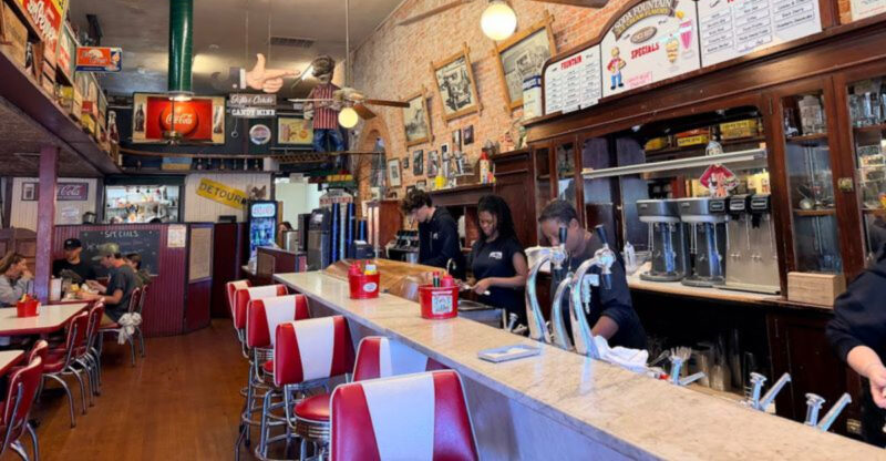 These 9 Julian, California Restaurants Are The Best Places To Eat In Town