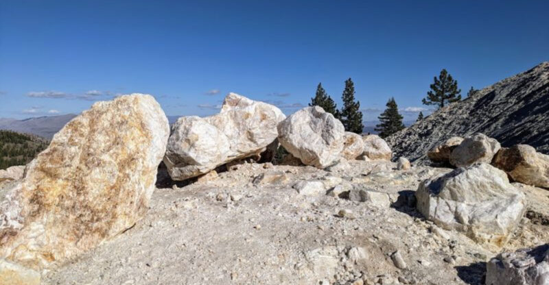 This California Mountain Hides A Free Crystal Hunt Where Quartz Covers The Ground
