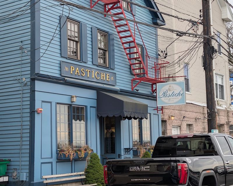 This Charming Bakery Is One Of Rhode Island's Sweetest Surprises - Decor Hint A Bakery Worth Traveling Miles For