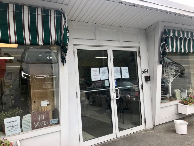 A Bakery With Serious Old-School Roots
