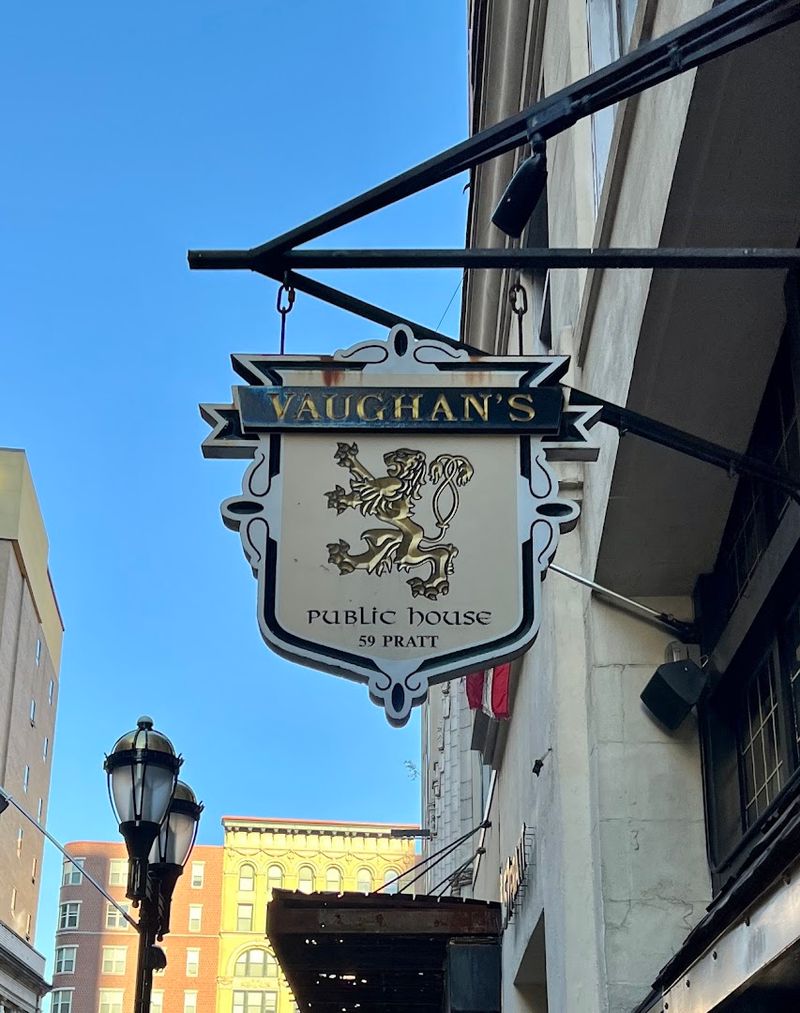 This Classic Connecticut Tavern Is A Must-Visit Spot For Irish Comfort Food - Decor Hint A Cozy Pratt Street Classic