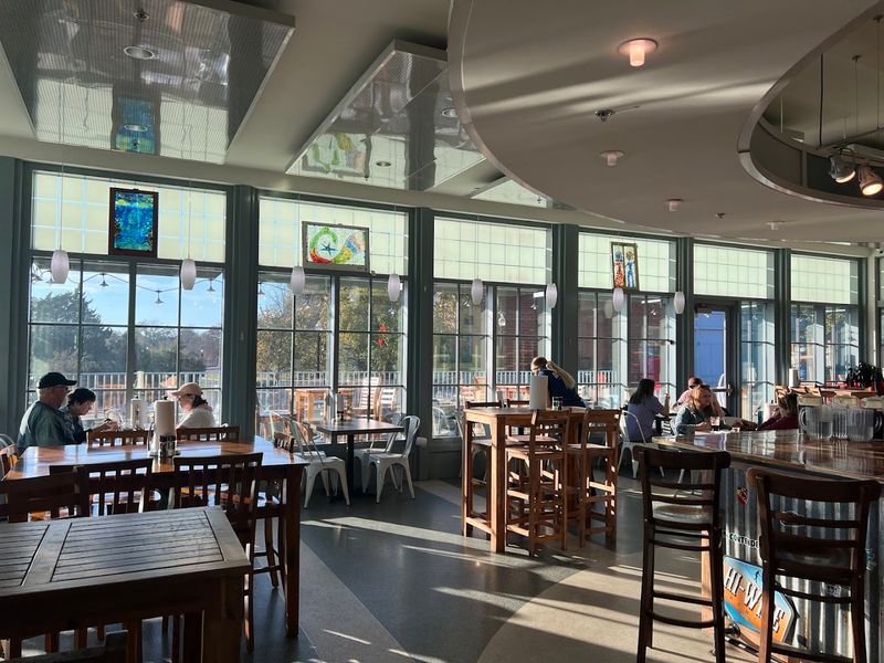 This North Carolina Creekside Restaurant Was Ranked Among The Nation's Top Waterfront Dining Spots - Decor Hint Trent River Views Give Lunch The Whole Hook