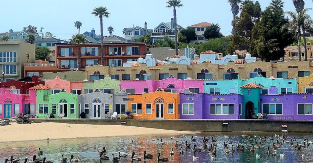 This Dreamy Seaside Village In California Feels Like The Mediterranean Without The Rush - Decor Hint