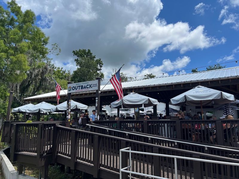 This Florida Restaurant Comes With One Seriously Unforgettable View - Decor Hint A Waterfront Spot Worth Finding