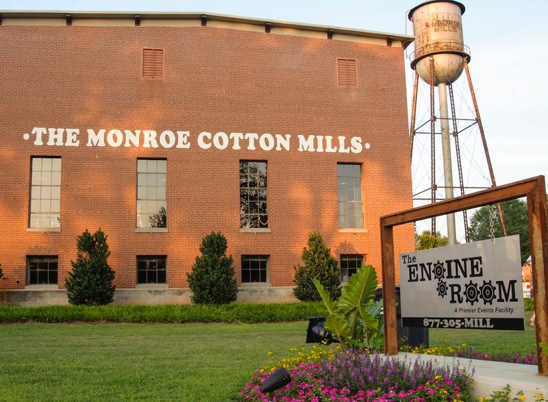 This Georgia Antique Store Is Shaping Up To Be The 2026 Destination Everyone Talks About - Decor Hint A Historic Building That Steals The Show Before You Even Browse