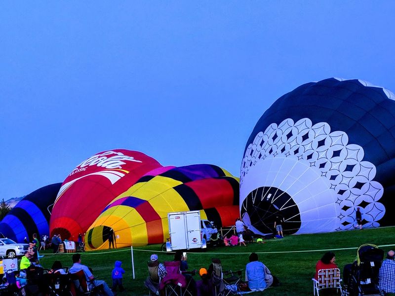 This Idaho Balloon Festival Fills The Boise Sky With Color In The Most Magical Way - Decor Hint The First Morning Launch Makes Boise Look Different