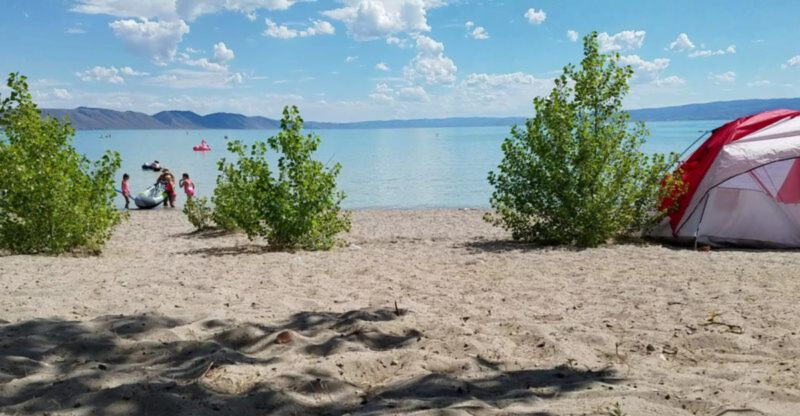 This Idaho Beach Has White Sand, Aqua Water, And A View That Feels Almost Impossible