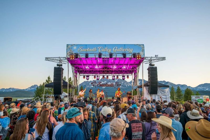 You Turn Four Days In Stanley Into A Mountain Music Escape