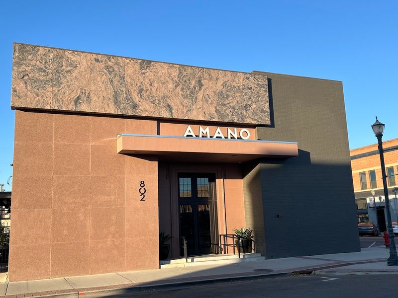 This Idaho Restaurant Makes Every Meal Feel Like A Special Occasion - Decor Hint A Building With A Story To Tell