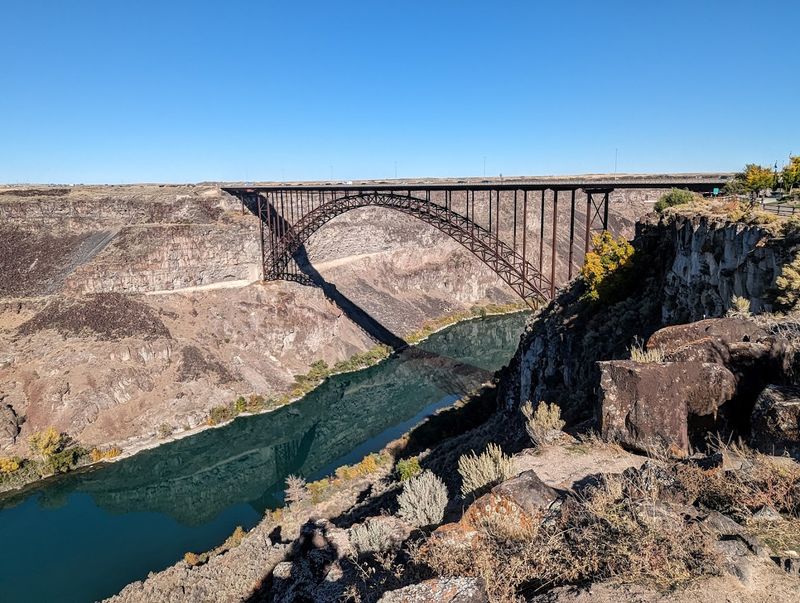 This Idaho River Bridge Has Snake River Views Worth Pulling Over For - Decor Hint Snake River Canyon Views Make This Bridge Worth The Stop