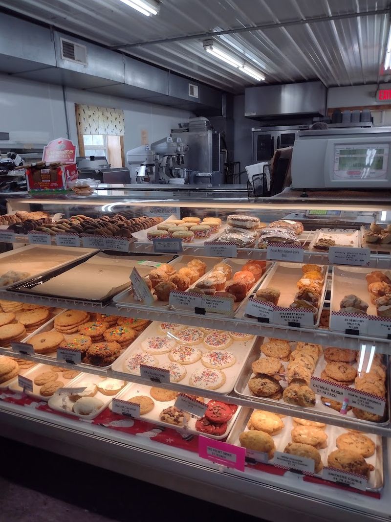 This Indiana Farm Market Is Known For Amish Fry Pies Worth The Drive - Decor Hint The Fry Pies That Built The Reputation