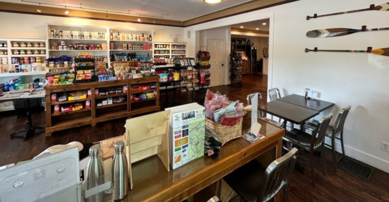 This Middle-Of-Nowhere Connecticut General Store Is Serving Some Of The Best Sandwiches In The State
