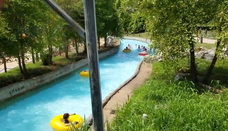 This Missouri Water Park Is Loaded With Attractions The Whole Family Will Love - Decor Hint Gulley Washer Creek Lazy River