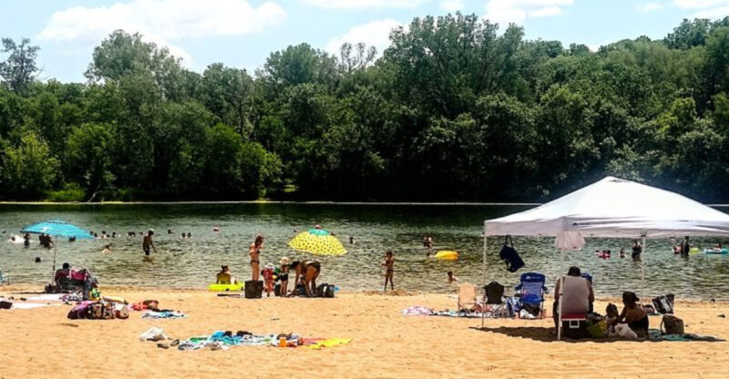 This Nebraska Lake Park Turns A Summer Day Into One Big Swim And Splash Session