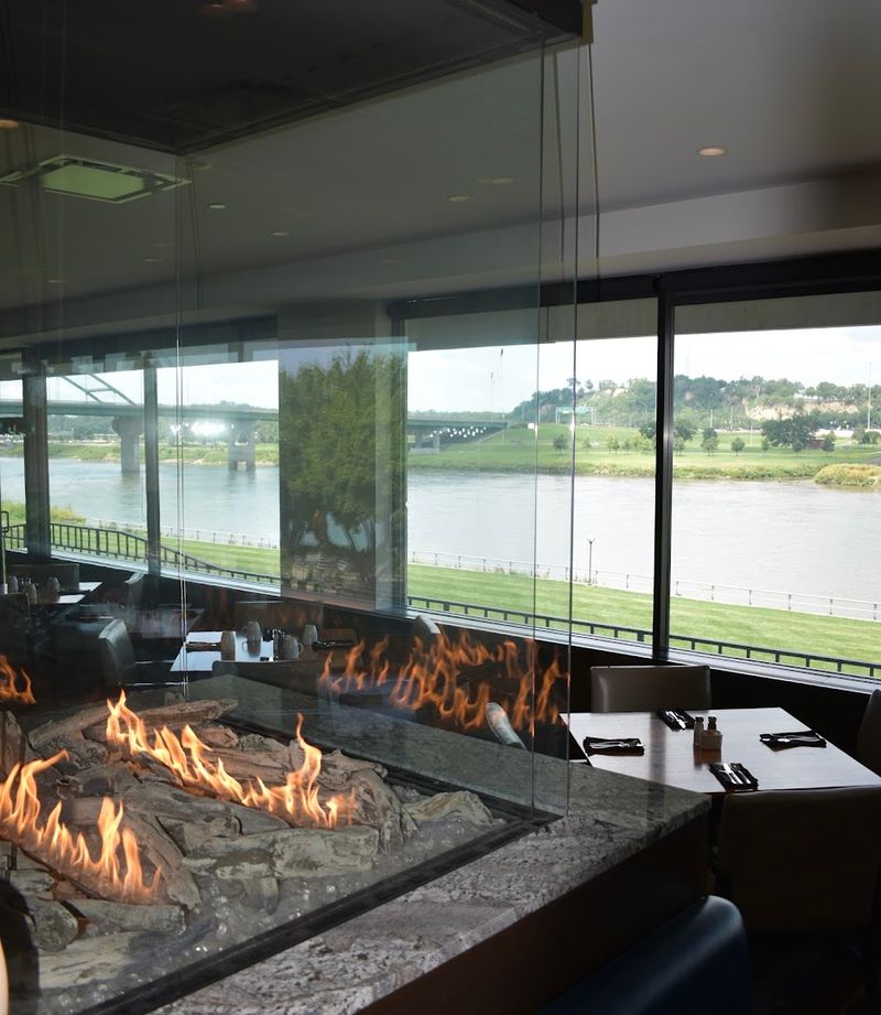 This Nebraska Riverfront Restaurant Turns Dinner Into A Missouri River Viewpoint - Decor Hint The Missouri River View Does Half The Work
