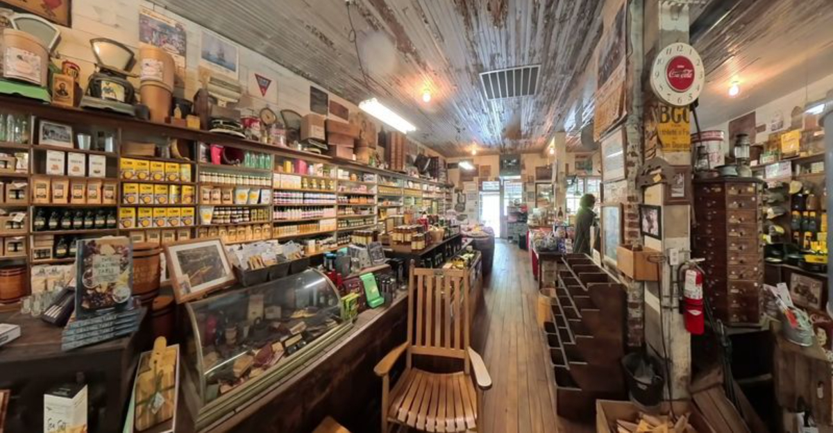 This North Carolina General Store Has Been Charming Visitors Since 1883 - Decor Hint