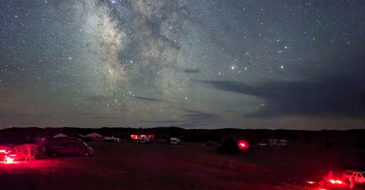This Remote Nebraska Stargazing Spot Sits Nearly 3000 Feet Up With Skies So Dark The Milky Way Steals The Show - Decor Hint