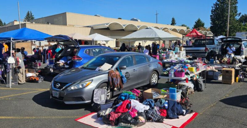 This Sprawling Oregon Flea Market Is Full Of Cheap Rare Finds