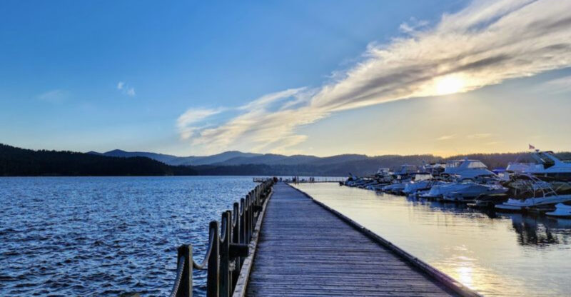 This Three-Quarter-Mile Floating Boardwalk In Idaho Leads To Sparkling Lake Views