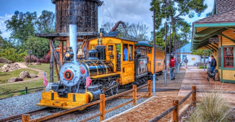 This Vintage Train Ride In California Will Carry You Right Back To The 1900s