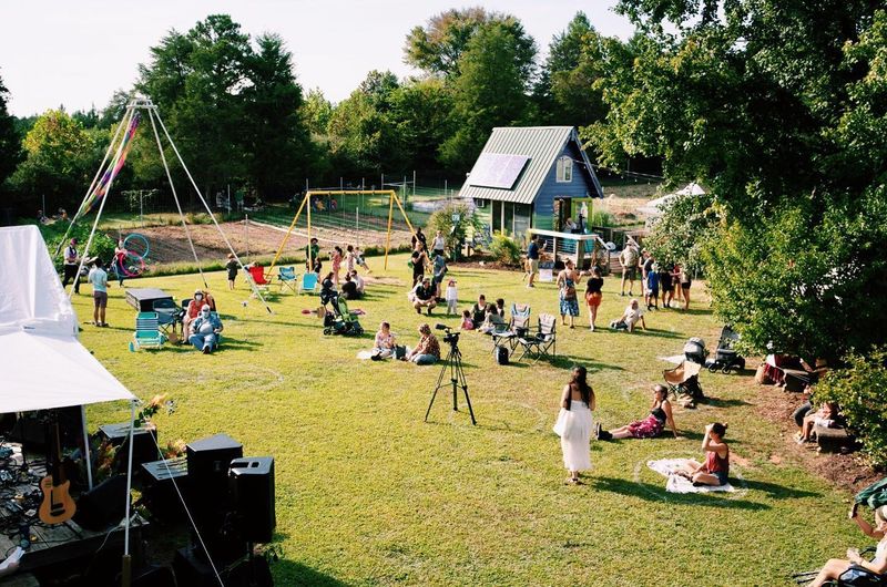 This North Carolina Festival Turns Peak Tomato Season Into A Juicy Summer Party This Week - Decor Hint This Festival Makes Summer Taste Extra Local