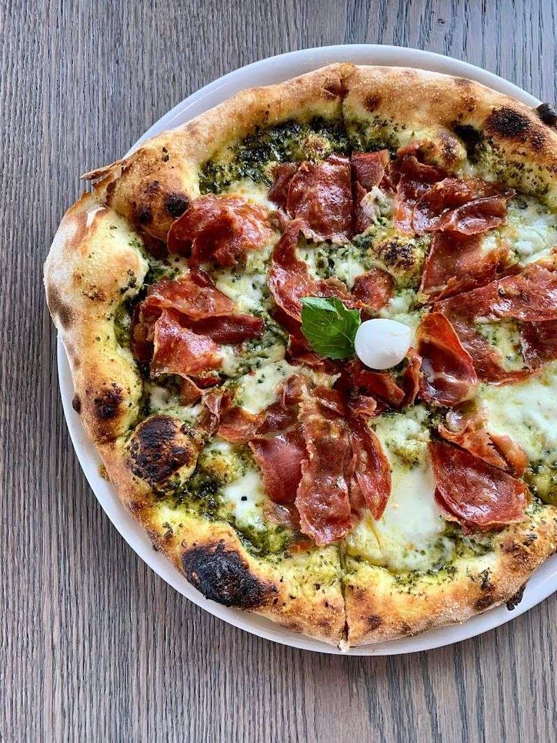 10 Hole-In-The-Wall Pizzerias In Connecticut That Locals Swear Are Worth The Drive - Decor Hint Pizzeria Marzano, Torrington
