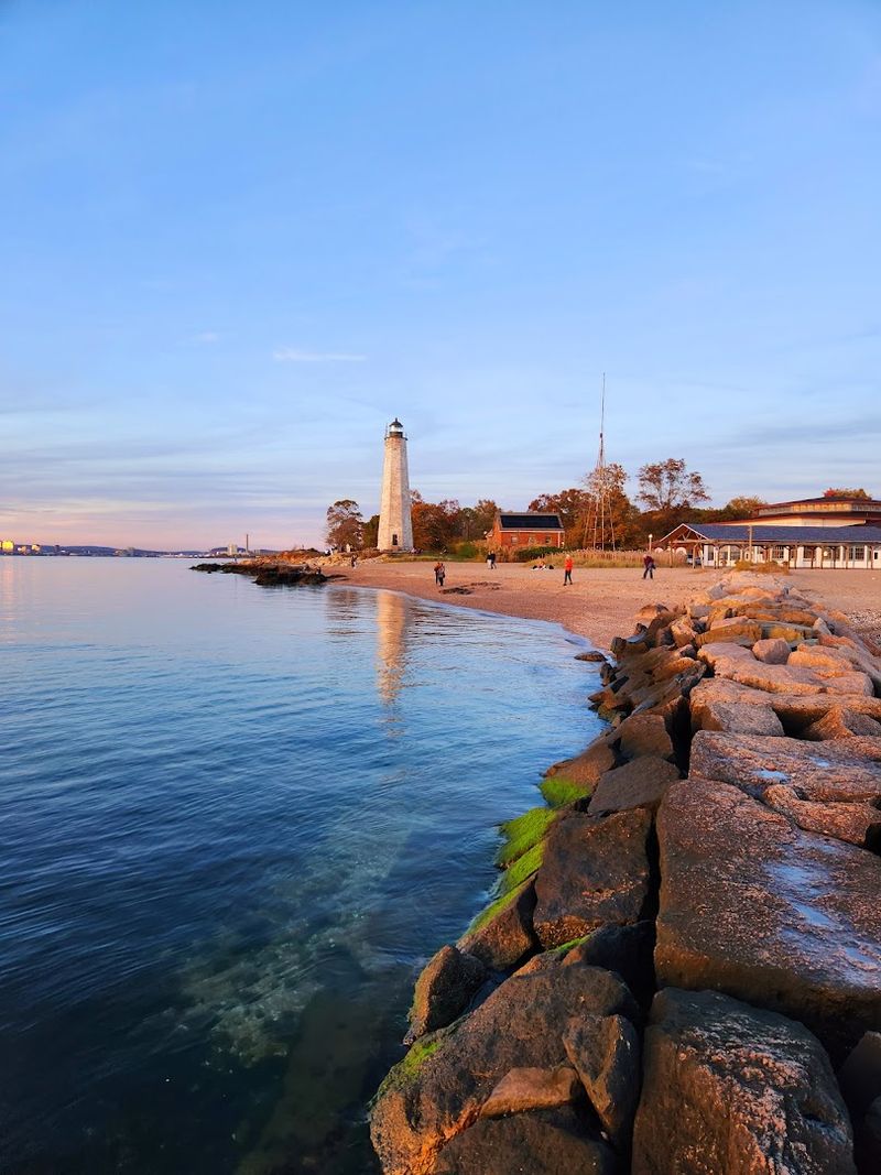 Lighthouse Point Park, New Haven