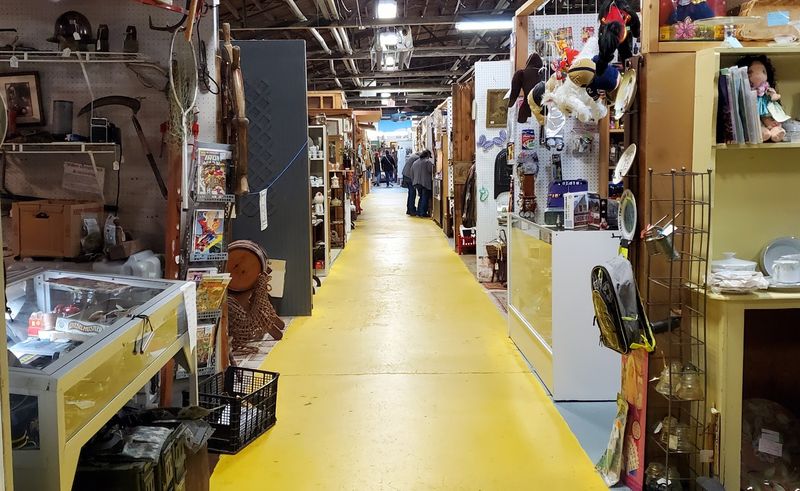Sweeten Creek Antiques