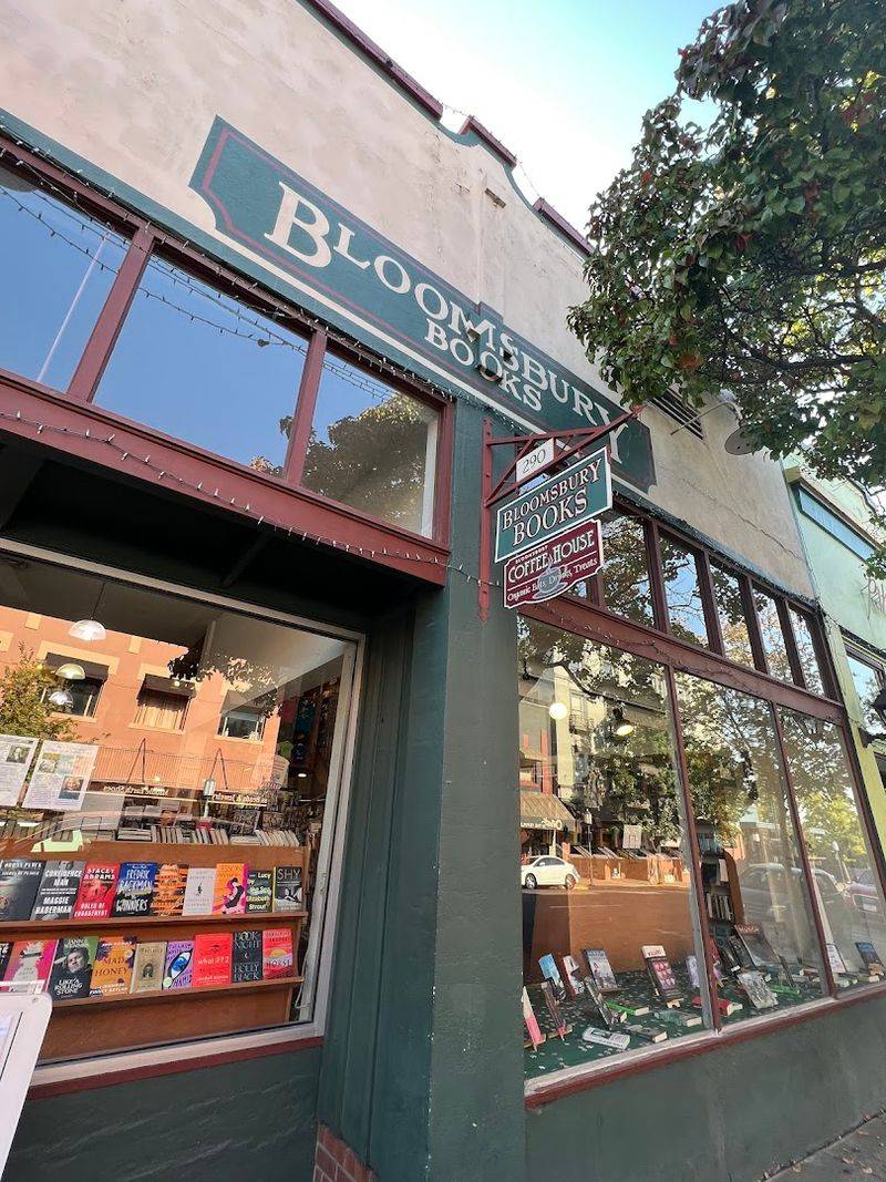 Bloomsbury Books, Ashland