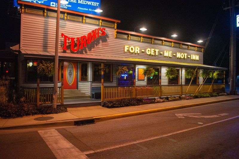 Turoni's Pizzery & Brewery (Forget-Me-Not)