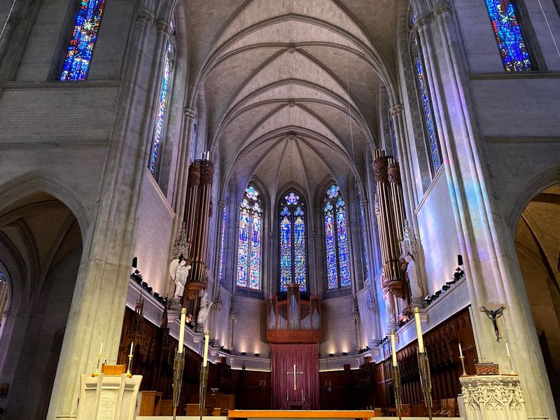 California Has A Hilltop Cathedral That Looks Straight Out Of Old Europe - Decor Hint The Interior Feels Even Taller Than Expected