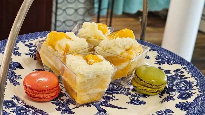 Small Desserts Add Sweet Charm