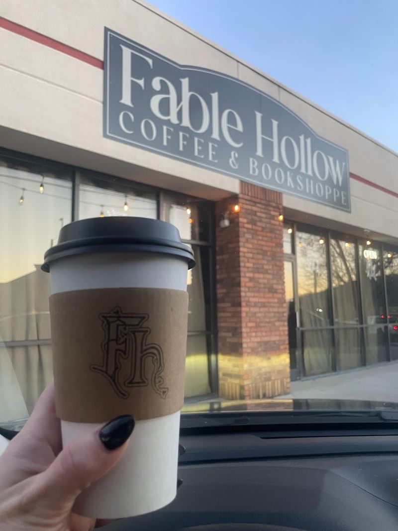 Tennessee's Most Irresistible Bookstores Are Made For Slow Browsing - Decor Hint Fable Hollow Coffee & Bookshoppe, Knoxville