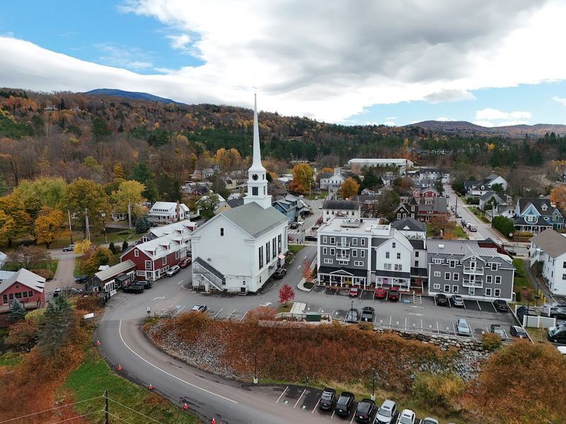 One Vermont Town Turns Everyday Scenery Into Something Extraordinary - Decor Hint The Recreation Path Is Pure Bliss